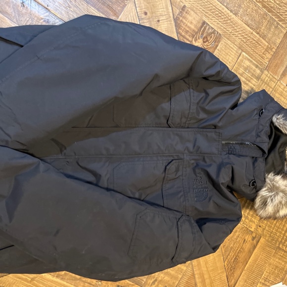 North Face Gotham III Fall/Winter Coat - Picture 4 of 6
